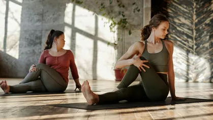 fitness influencers sharing tips on building brand loyalty
