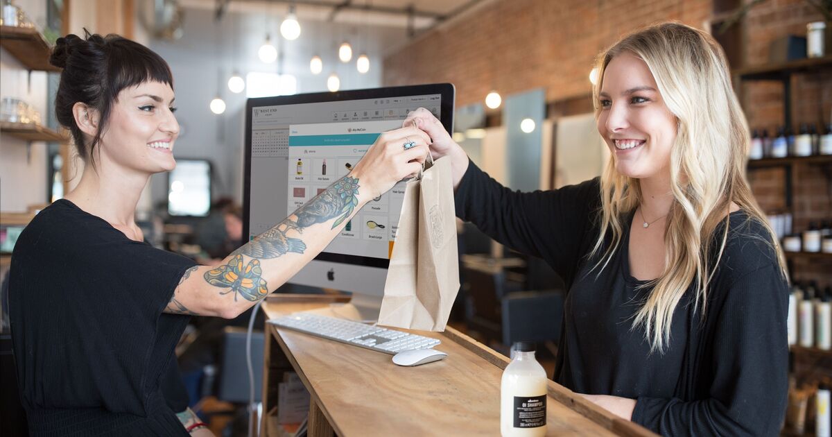 Create an Amazing Front Desk Experience with These 4 Tips | Mindbody